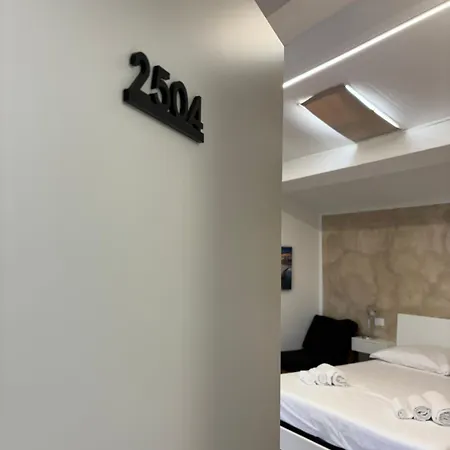 ゲストハウス Casa Corte 25 ブッソレンゴ