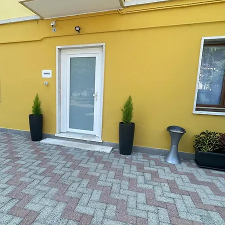 Casa Corte 25